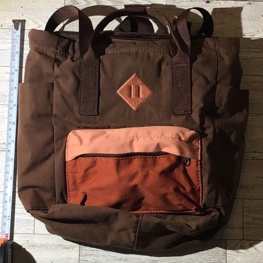 Cute Purse/Backpack - Picture 5 of 6